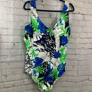 Women’s Sillouette Swimwear